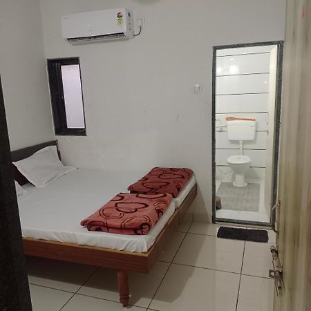 Kesav Homstay Dwārka Exterior foto