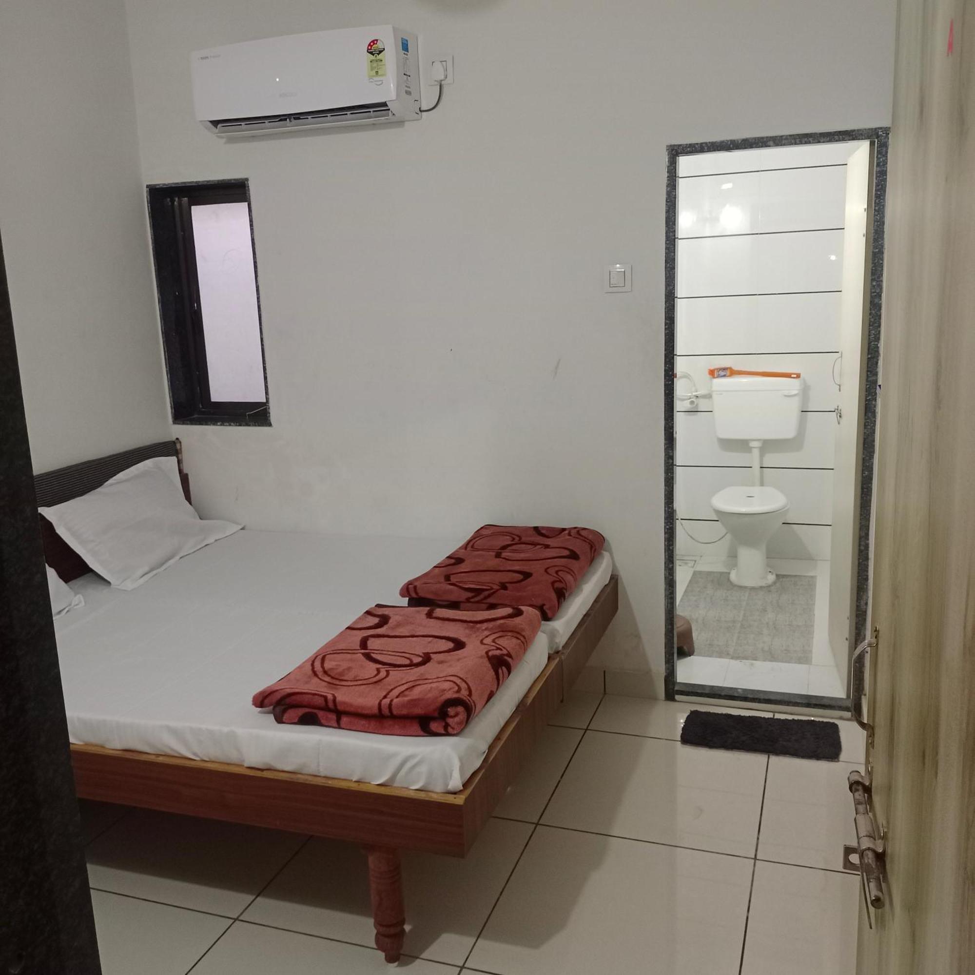 Kesav Homstay Dwārka Exterior foto